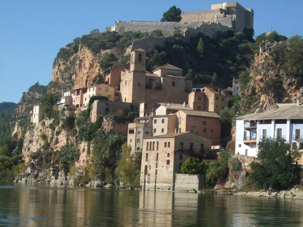 Els Canterers Miravet Luaran gambar